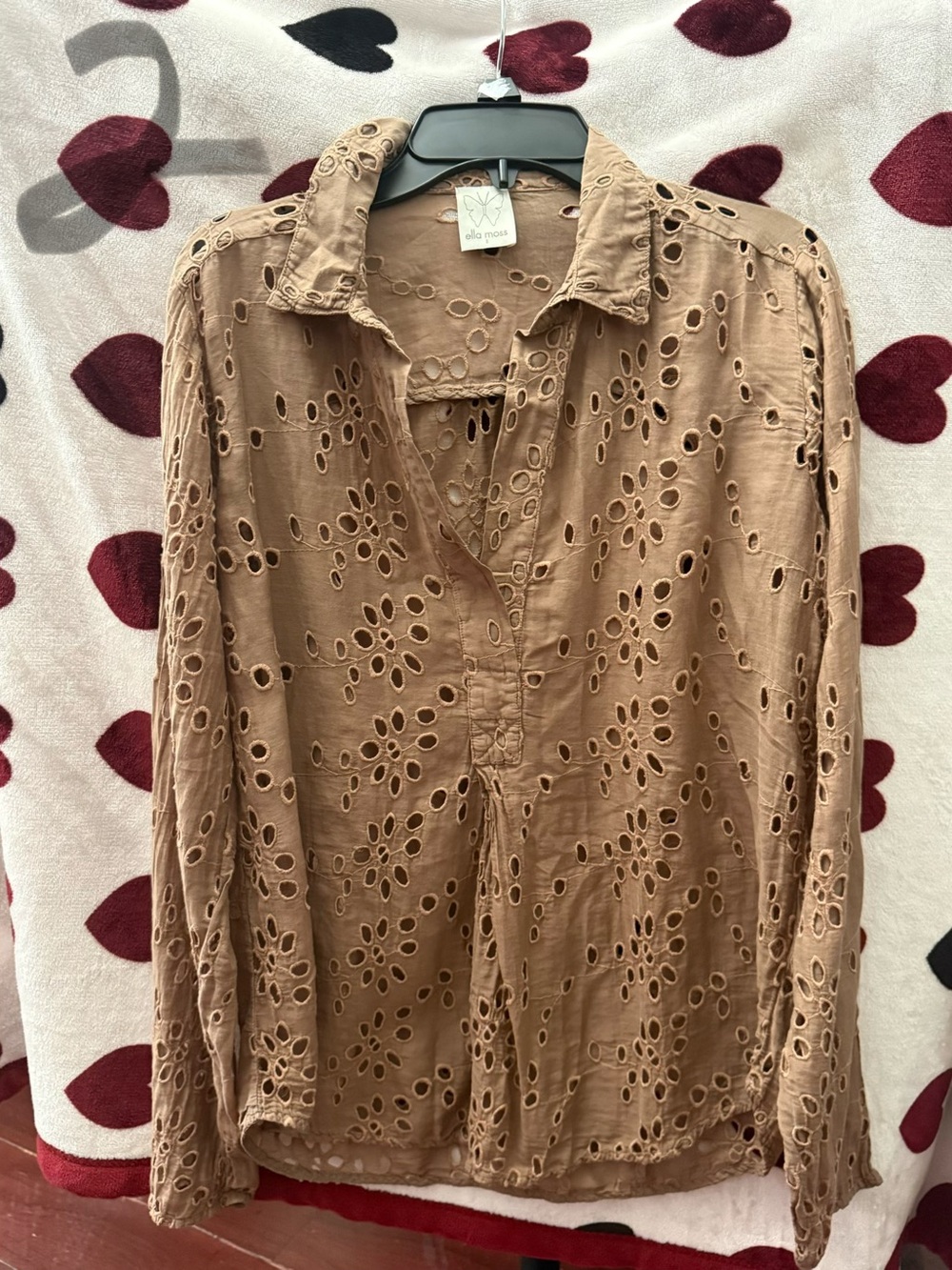 Ella moss Taupe Eyelet Button-Front Shirt
